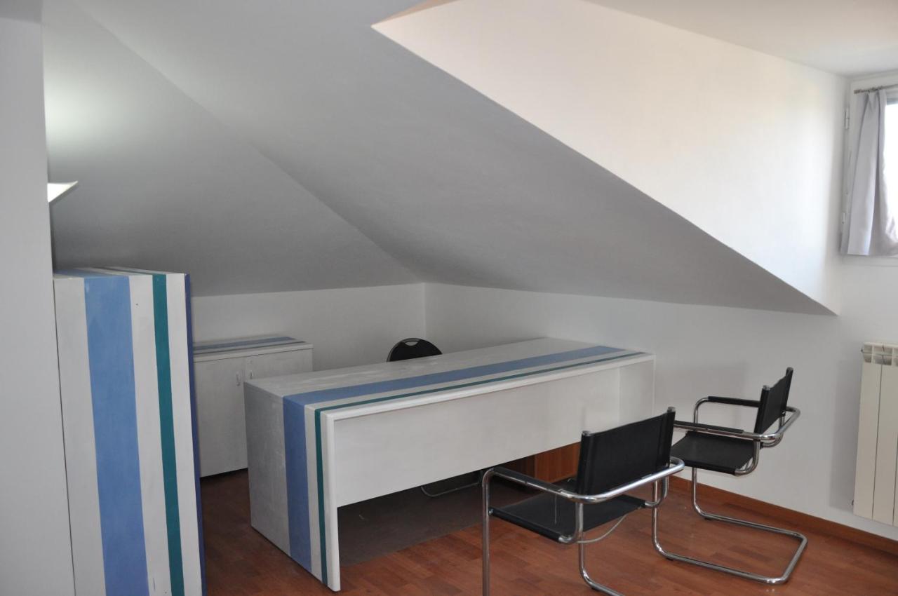 Appartamento Villa Rita A 100 M Dal Mare! วาลเลโครเซีย ภายนอก รูปภาพ
